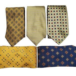 The DeSantis Collection Lot of 5 Vintage Gold Geometric Italy Made Silk Ties